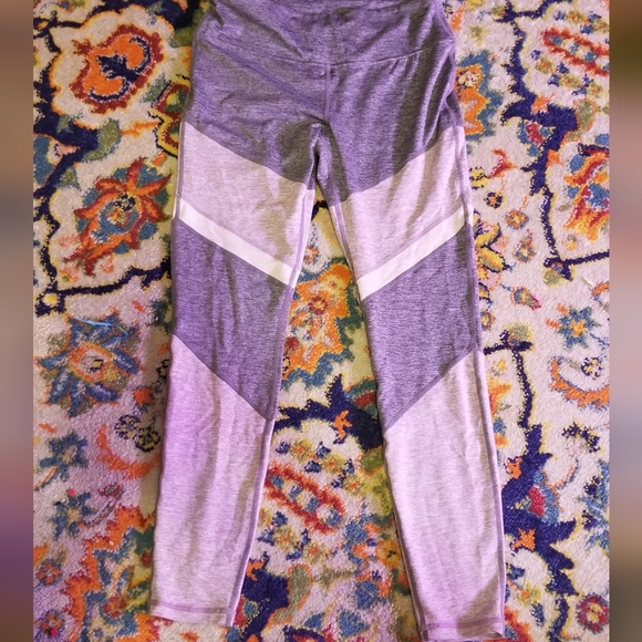 Tangerine Leggings - Beige, Grey, and White Stripes - size M - EUC - Picture 2 of 6